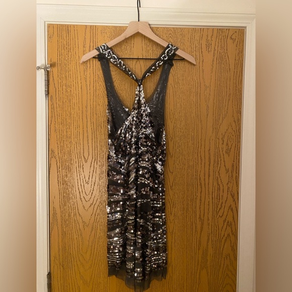 Sequin Black and Silver Dress - Picture 4 of 4